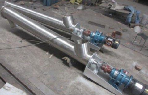 不銹鋼螺旋管式輸送機(jī) 不銹鋼螺旋管式輸送機(jī)